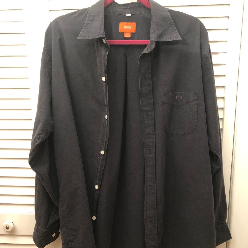 Hugo Boss men dark gray long sleeve shirt, L